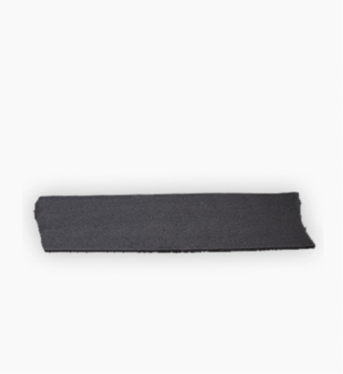 Angaben:
Polygonalplatten SANOKU ELEGANCE satiniert; Bearbeitung: Oberfläche geflammt und satiniert (wassergestrahlt und überbürstet), Kanten gefast, Seiten gesägt;  Material: Basalt; Farbe: anthrazit-schwarz.

Befund:
Bearbeitete Werksteine und Waren daraus.