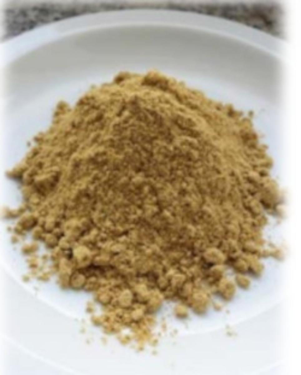 Nach den Antragsangaben handelt es sich um ein genießbares, gefriergetrocknetes Pulver aus dem Fleisch von Miesmuscheln der Art Perna canaliculus (Grünlipp-Muschel).

Zolltarifrechtlich handelt es sich um genießbares Mehl von Weichtieren (Miesmuscheln), anderes als in der Unterpositionen (HS) 0307 91 und 0307 92 genannt.