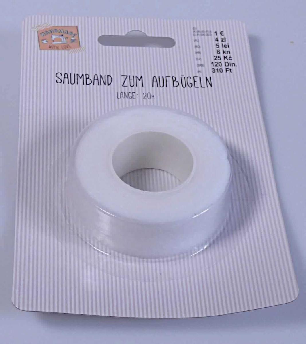 Vliesstoff, sog. Saumband zum Aufbügeln, Foto siehe Anlage,
- auf einem Pappetikett aufgebracht,
- als Meterware, mit einer Länge von laut Antrag ca. 20 m und einer Breite von ca. 2 cm, u. a. somit keine Ware der
  Position 6217,
- laut Untersuchungsergebnis:
-- aus synthetischen Filamenten (laut Antrag Polyester),
-- mit Bindemittel verfestigt,
-- weder bestrichen noch überzogen,
-- kein melt blown,
-- einlagig,
-- mit einem Quadratmetergewicht von ca. 22 g.

"Vliesstoff, aus synthetischen Filamenten, mit einem Quadratmetergewicht von weniger als 25 g, weder bestrichen 
 noch überzogen, anderer als in den Unterpositionen 5603 1190 10 genannte"