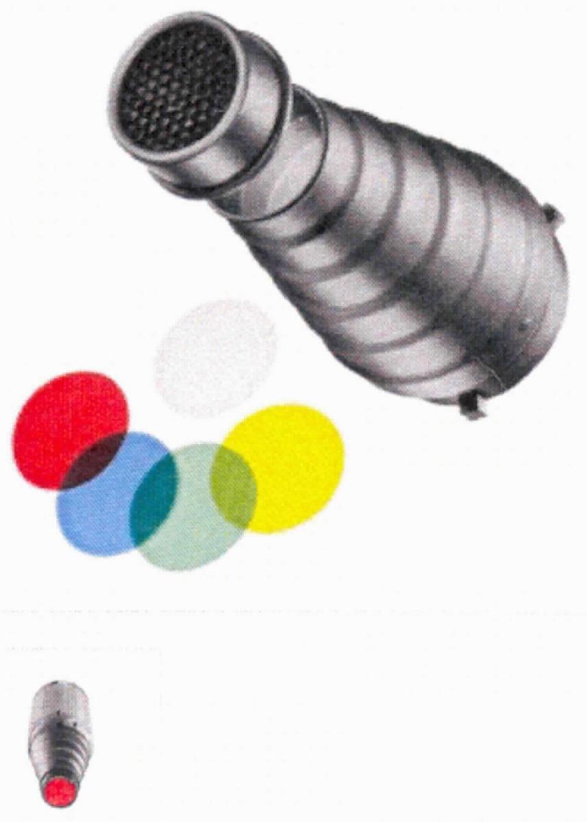 Sog. Walimex Spotvorsatz-Set mit Universalanschluss, in Form einer Warenzusammenstellung in Aufmachung für den Einzelverkauf, im Wesentlichen bestehend aus einem mehrteiligen Set aus einem kegelförmigen, abgestuften und hohlen Aufsatz aus Metall (charakterbestimmender Bestandteil im Hinblick auf die Bedeutung für die Verwendung), mit zwei verschiedenen, am schmalen Ende des Aufsatzes aufzusteckenden Wabeneinsätzen, mit einem Durchmesser von 60 mm und einer Länge von 210 mm, Gewicht: 120 g sowie verschiedenen Farbfiltern aus Kunststofffolie (rot, grün, blau, gelb und transparent), die unterschiedliche Effekte und Farbvariationen ermöglichen, 
Äußere Form: siehe Abbildung in der Anlage
Der Spotvorsatz verfügt über einen universellen Anschluss, um an unterschiedliche Blitzköpfe diverser Hersteller (nicht Gegenstand dieser vZTA-Entscheidung) montiert werden zu können. Die Ware dient nach Montage an einem Blitzlichtgerät zur Bündelung des Lichtes für eine punktuelle Beleuchtung insbesondere in der Portrait- und Beautyfotografie, der Wabenfilter vermindert zusätzlich die Streuung des Lichtes.
Die Bestandteile sind gemeinsam in einem Pappkarton verpackt.

Die Ware wird als "Zubehör, erkennbar hauptsächlich für Blitzlichtgeräte für fotografische Zwecke bestimmt" eingereiht.