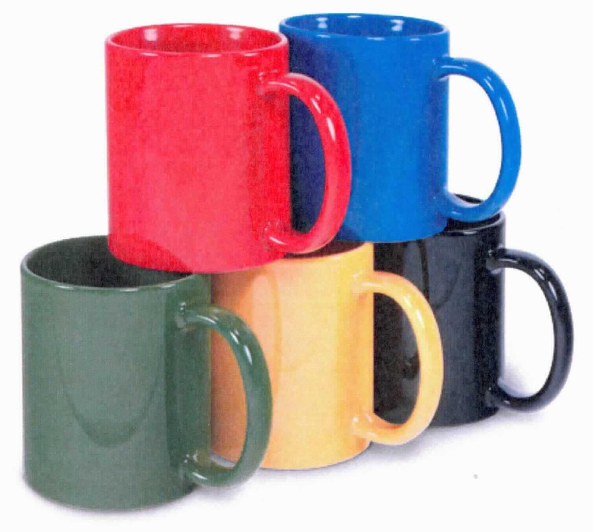 Tasse, sog. Keramiktasse, 11oz, Foto siehe Anlage, laut Antrag:
- glasierter zylindrischer Henkelbecher,
- in den Farben blau, grün, schwarz, rot und gelb,
- mit einer Höhe von 95 mm und einem Durchmesser von 82 mm,
- mit einem Fassungsvermögen von ca. 375 ml,
- keramisches Erzeugnis; nach der Formgebung gebrannt; tonmineralhaltiges Material enthaltend, 
- handelt es sich bei der Keramik weder um Porzellan, gewöhnlichen Ton, Steinzeug, 
  Steingut oder feine Erden; die Tasse ist damit als Geschirr aus anderer Keramik anzusehen.
  
"Keramisches Geschirr (Tasse), aus anderer Keramik als Porzellan, gewöhnlicher Ton, Steinzeug, 
 Steingut oder feine Erden"