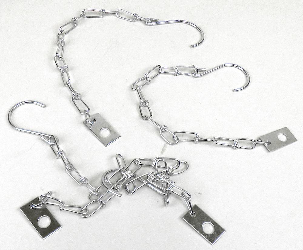 Es handelt sich um vollständig aus verzinktem Stahl gefertigte sogenannte Sicherungsketten, in Form einer etwa 24 cm langen Kette aus beweglich miteinander verbundenen, nicht geschweißten Kettengliedern aus gebogenem Draht, die an einem Ende mit einer rechteckigen, gelochten Platte (Länge x Breite: etwa 3,4 cm x 1, 8 cm) und am anderen Ende mit einem S-förmigen Haken versehen sind.
Die Erzeugnisse dienen beispielsweise an Kfz-Anhängern zur Sicherung der Bordwandverriegelung. Sie sind zu zwei Stück in einem Polybeutel mit Reiter verpackt.
- Antragstellerangaben -

Abbildung siehe Anlage.

Derartige Erzeugnisse gehören als "andere als in den vorgenannten TARIC-Codes genannte Ketten aus Stahl" zum TARIC-Code 7315 8900 00.