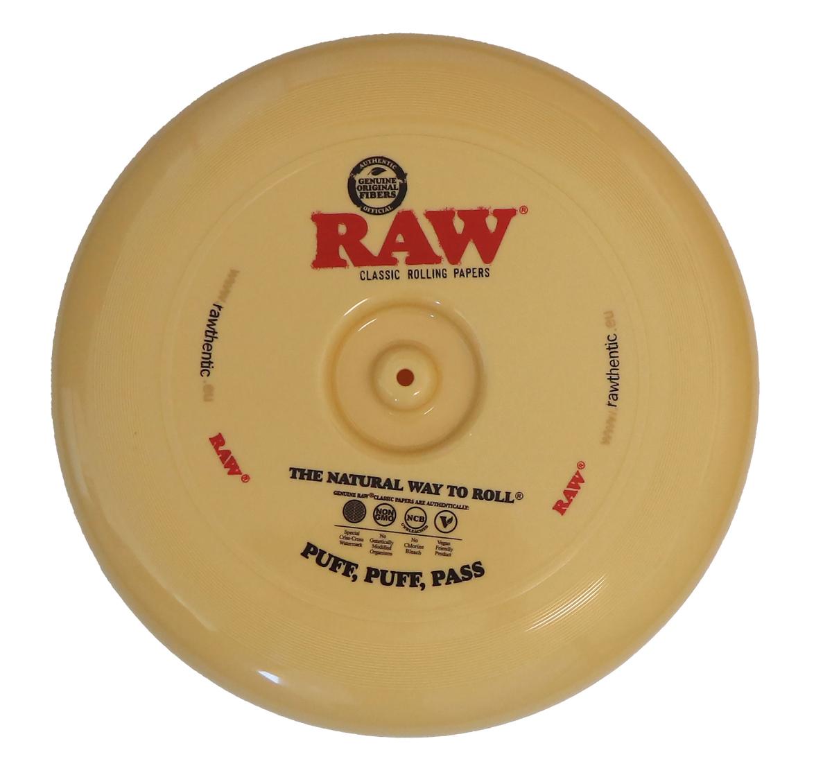 Nach den Angaben der Antragstellerin sowie der vorliegenden Abbildung handelt es sich um zwei Frisbee-Wurfscheiben
- jeweils aus Kunststoff gefertigt,
- rund,
-- mit einem Durchmesser von ca. 27 cm und einer Höhe von ca. 2﻿,﻿5 cm bzw.
-- mit einem Durchmesser von ca. 23 cm und einer Höhe von ca. 0﻿,﻿5 cm,
- mit einem nach unten gebogenen Rand bzw. mit einem runden Eingriff an der Unterseite,
- auf der Oberseite u. a. mit einem Firmenlogo bedruckt,
- mittig mit einer zentralen Aussparung ausgestattet,
- dienen als Wurfscheiben im Freien zur Unterhaltung von Erwachsenen und Kindern.

Derartige Erzeugnisse werden zolltarifrechtlich als "Freiluftspiel, anderes als in den Unterpositionen (KN) 9506 1110 bis 9506 9910 genannt" eingereiht.