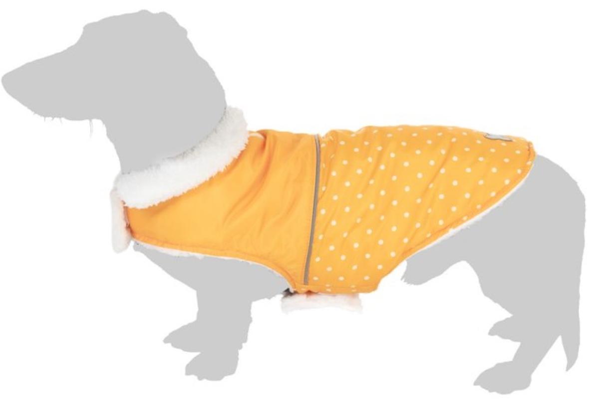 Sattlerware für Tiere, sog. Hundemantel Cozy Polkadots, Größe M, Fotos siehe Anlage,
- Bekleidung für Hunde,
- aus Geweben aus Spinnstoffen,
- mit einer aufgenähten, reflektierenden Applikation in Form eines Knochens,
- wattiert gefüttert,
- den Körper eines Hundes bedeckend,
- im Bereich des Halses mit einem Kragen aus Plüschgewirken,
- mit Aussparungen für den Kopf, das Gesäß und die Vorderläufe,
- im Hals- und im Bauchbereich mit Klettverschlüssen zu schließen,
- im vorderen Bereich des Rückenteils mit einer schlitzartigen Aussparung zum Durchführen der Leine,
- mit einer Rückenlänge von ca. 30 cm,
- dient erkennbar dem Ausstatten von Hunden und damit als Sattlerware für Tiere.

"Sattlerware für Tiere, aus Stoffen aller Art, kein Reitsattel"