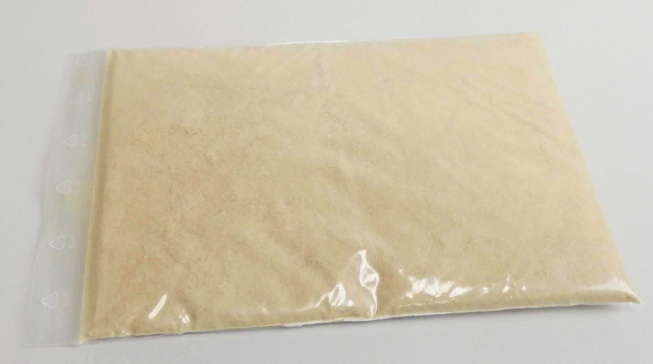 Lecithin 

Bei der vorgelegten Ware handelt es sich laut den vorgelegten Unterlagen um reines, entöltes Sojabohnenlecithin. Das Erzeugnis liegt in Form eines braunen Pulvers vor. Die Ware wird als Zusatz für Tierfuttermittel verwendet.

Die Ware ist als Lecithin in die Position 2923 der Kombinierten Nomenklatur einzureihen.