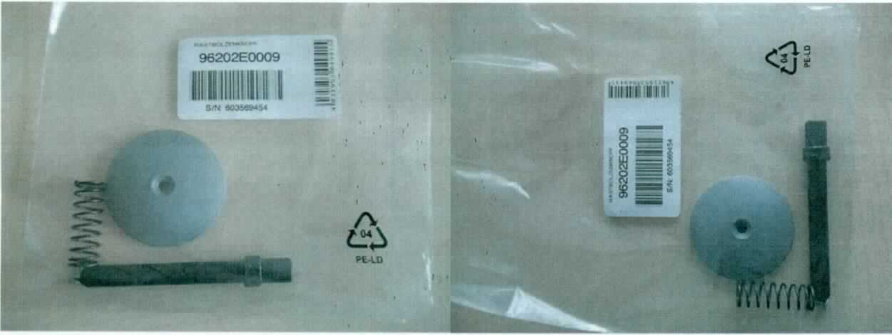 Es handelt sich um Warenzusammenstellungen in Aufmachung für den Einzelverkauf, bestehend aus einem abgestuften Bolzen (Durchmesser: etwa 7 mm und 6 mm) mit Bund, ohne Gewinde und mit jeweils stumpfen Enden aus Stahl, einer Schraube mit Kopf mit Kreuzschlitz und mit bis zum Kopf reichenden Gewinde mit stumpfem Gewindeende, aus Stahl, einer schraubenlinienförmigen Feder (Druckfeder) aus Stahl sowie einem gewölbten sog. Knopf mit mittiger Lochung und vier Stegen auf der Unterseite, aus Kunststoff. Die Erzeugnisse werden in die höhenverstellbare Kopfstütze eines Kindersitzes eingebaut und dienen dazu, die Kopfstütze in der gewünschten Höhe in vertikaler Richtung einrasten zu lassen.
Die Erzeugnisse sind gemeinsam in einem Kunststoffbeutel für den Einzelverkauf aufgemacht.
- Antragstellerangaben -
Der Bolzen und die Schraube (beides Erzeugnisse der Position 7318) bestimmen im Hinblick auf die Menge den Charakter der Warenzusammenstellung. Innerhalb der Position 7318 ist der Bolzen aufgrund des Umfangs gegenüber der Schraube charakterbestimmend.

Abbildung siehe Anlage.

Derartige Erzeugnisse gehören als "andere Bolzen aus Stahl, ohne Gewinde" zum TARIC-Code 7318 2900 90.