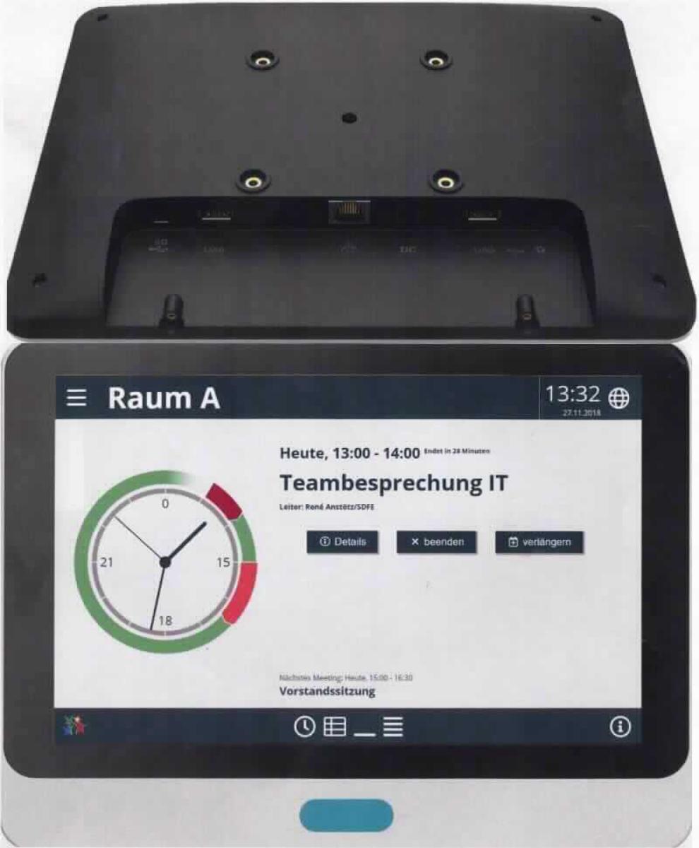 Sog. Tablet-PC "TD-1050", im Wesentlichen bestehend aus einer Zentraleinheit mit Prozessor, 2 GB Arbeitsspeicher, 8 GB Festspeicher, Grafik- und Audiobausteinen, WLAN- sowie NCF-Modul in einem 261,1 x 193,3 x 27 mm großen Gehäuse mit 10,1 Zoll Farbdisplay mit berührungsempfindlicher Oberfläche, Speicherkartenslot für Micro SDHC, Kamera sowie USB-, Ethernet- und Audio-Anschluss sowie 12 Volt-Stromanschlussbuchse.
Das 710 g schwere Gerät verfügt über Speicher für Datenverarbeitungsprogramme und Daten, ist nach den Angaben der Antragstellerin frei programmierbar nach Benutzeranforderungen, vermag Rechenoperationen nach Benutzeranweisungen durchzuführen und ist in der Lage, den Programmablauf durch logische Entscheidungen selbst zu ändern.

Der Tablet-PC verfügt nicht über eine eigene Stromquelle und ist bestimmt zur Wandmontage (somit kein tragbarer Rechner), er ist hard- und softwareseitig nicht eingeschränkt.

Die Ware wird als "nicht tragbare automatische Datenverarbeitungsmaschine, bestehend aus einer Zentraleinheit, einer Eingabe- und einer Ausgabeeinheit, auch kombiniert, in einem gemeinsamen Gehäuse" eingereiht.

Anlage: 1 Abbildung
