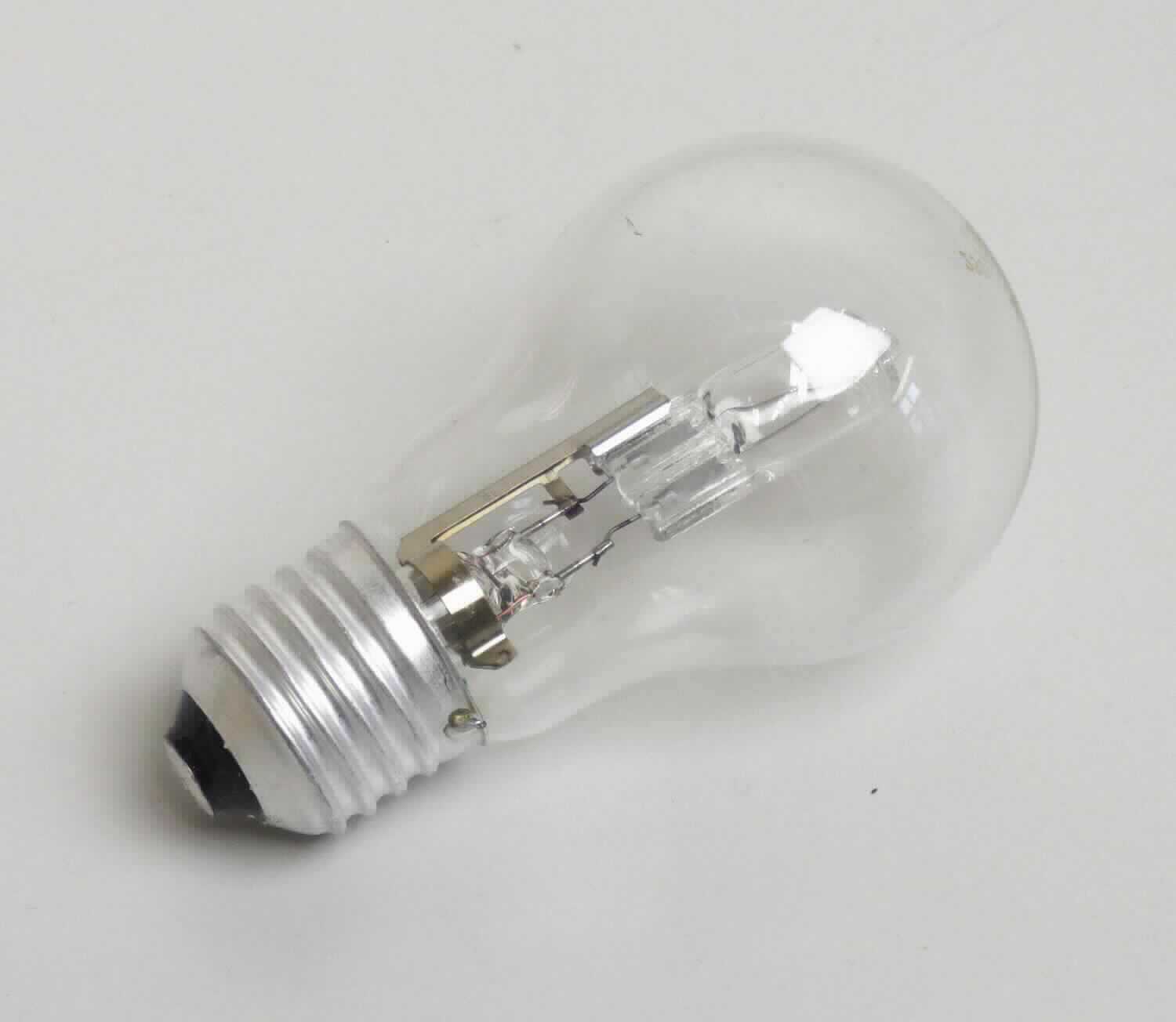 Halogenlampe, Art. 12662104,
- aus einem mit Halogen gefüllten, zylinderförmigen Glaskörper mit Wolframwendel, eingesetzt
  in einem weiteren, birnenförmigen Glaskörper mit E27 Schraubsockel,
- für eine Spannung von 230 Volt bei einer Leistung von 53 Watt,
- zur Verwendung als Leuchtmittel in verschiedenen Beleuchtungskörpern.
(Abbildung siehe Anlage)

"Elektrische Wolfram-Halogen-Glühlampe, nicht von der für Krafträder oder andere Kraftfahrzeuge 
 verwendeten Art, für eine Spannung von mehr als 100 V, nicht für die elektrische Beleuchtung für
 bestimmte Luftfahrzeuge"
