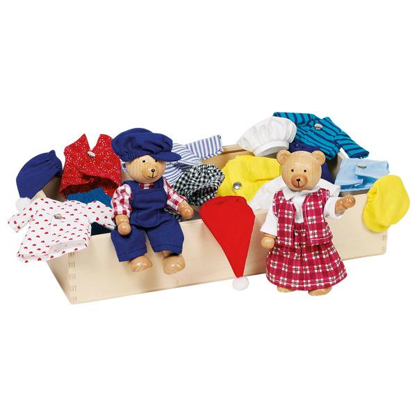 Nach den Angaben der Antragstellerin sowie der vorliegenden Abbildung handelt es sich bei den sog. "Biegepuppen Bärchens Klamottenkiste, Art. 51914" um Spielzeug in Zusammenstellung bestehend aus,
- zwei Nachbildungen von Bären
-- mit einer Größe von ca. 11,5 cm
-- mit einem Körper, Kopf mit Ohren und Gesicht, Händen und Füßen aus Holz, sowie Armen
   und Beinen aus mit Spinnstoff ummanteltem Draht
-- nicht gefüllt
-- ohne Hinweis auf Fertigung in Handarbeit
- Puppenzubehör in Form von Puppenkleidung aus Spinnstoff in Form von
-- sechs Paar Hosen, einem Rock, elf Oberteilen in Form von Jacken, Westen, Bluse und Mantel,
   einer Schürze, zwei Kappen, einer Kochmütze, einem Sonnenhut, zwei Schlafmützen sowie
   einer Fliege aus Spinnstoffen und einem Sonnenhut aus Flechtstoffen
-- für Puppen mit einer Größe von ca. 11,0- 12,0 cm
- dient der spielerischen Unterhaltung vor allem von Kindern
- gemeinsam in einer Holzbox zur Aufbewahrung mit vier Fächern und einem bunt bemalten
  Deckel in einem Pappkarton für den Einzelverkauf aufgemacht.

Da die Kleidung nicht erkennbar für Tiere gestaltet ist, handelt es sich um Puppenzubehör. Somit liegen zwei verschiedenartige Spielzeuge vor. Das Set wird daher zolltarifrechtlich als "Spielzeug, aufgemacht in einer Zusammenstellung" eingereiht.
