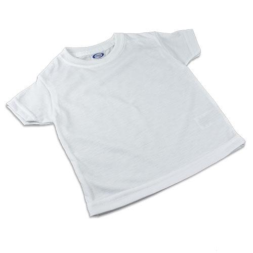 T-Shirt, sog. Kids Basic T-Shirt, Größe 116, Foto siehe Anlage,
- laut Antrag:
-- aus ca. 0,6 mm dicken, einfarbigen Gewirken aus 100 % Polyester
   (synthetische Chemiefasern),
-- über die Taille reichend (Rückenlänge: ca. 46 cm),
-- mit einem runden, halsnahen Ausschnitt mit einer Randeinfassung,
-- ohne Öffnung und ohne Verschluss,
-- mit kurzen, enganliegenden Ärmeln,
-- am unteren Rand durch Umschlagen und Festnähen gesäumt.

"T-Shirt, aus Gewirken, aus Chemiefasern"