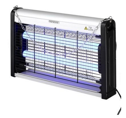 Elektrischer Insektenvernichter (Abbildung siehe Anlage),
- aus UV-LED-Röhren, stromleitendem Innengitter und Elektronik zum Erzeugen einer 
  Hochspannung, in einem Gehäuse/Rahmen mit Schutz-Drahtgitter, mit Ein-/Ausschalter 
  und elektrischem Anschlusskabel (ca. 39 x 27 x 7 cm),
- zum Abgeben von UV-Licht und zum Erzeugen einer Hochspannung,
- nach Anlocken von Insekten mittels UV-Licht zum Vernichten/Töten der Insekten bei Berührung 
  des unter Hochspannung stehenden Innengitters,
- zusammen mit Beipack (Kette zum Aufhängen und Betriebsanleitung) in einer gemeinsamen 
  Verkaufsumschließung.
Der Insektenvernichter bestimmt den Charakter des Ganzen.

"Elektrisches Gerät mit eigener Funktion, in Kapitel 85 anderweit weder genannt noch inbegriffen, 
nicht von den TARIC-Codes 8543 10 00 00 bis 8543 70 90 85 erfasst (Warenzusammenstellung in
Aufmachung für den Einzelverkehr mit nicht charakterbestimmendem Beipack) - Insektenvernichter"