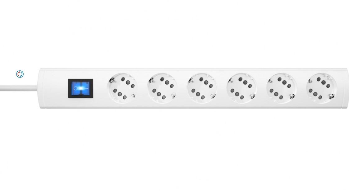 Isoliertes elektrisches Kabel, in Form einer kombinierten Maschine,
- bestehend aus einem isolierten, elektrischen Kabel mit einer Länge von ca. 1,4 m,
  an einem Ende mit einem Schutzkontakt-Stecker zum Anschließen an eine Netzsteckdose, 
  am anderen Ende mit mehreren Steckdosen in einem rechteckigen Kunststoffgehäuse, 
- in Kombination mit einem beleuchteten Kippschalter zum Ein- und Ausschalten, 
- für eine Spannung von 250 V,
- zur Verwendung als Stromversorgungskabel.

Das Kabel übt die kennzeichnende Haupttätigkeit der Maschinenkombination aus.

Die Ware ist als "isoliertes elektrisches Kabel, keine Ware der Unterpositionen (HS) 8544 11 bis 8544 30, für eine Spannung von 1000 V oder weniger, mit Anschlussstücken versehen, nicht von den Codenummern 8544 4210 00 0 bis 8544 4290 70 0 erfasst" einzureihen.