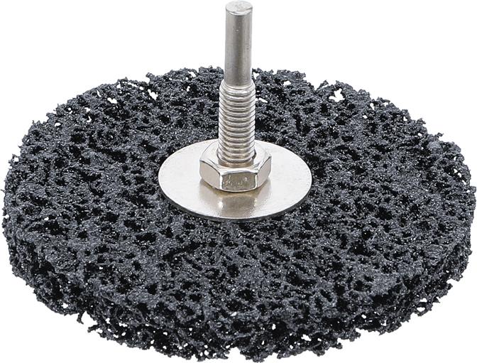 Angaben:
Abrasiv-Schleifscheibe, schwarz, Ø 100 mm, Aufnahmebohrung 8 mm; zum Entrosten und Entfernen von Lack; zur Verwendung mit einer Bohrmaschine; in einer Blisterpackung verpackt.

Befund:
Natürliche oder künstliche Schleifmittel, in Pulver- oder Körnerform, auf einer Unterlage aus anderen Stoffen.