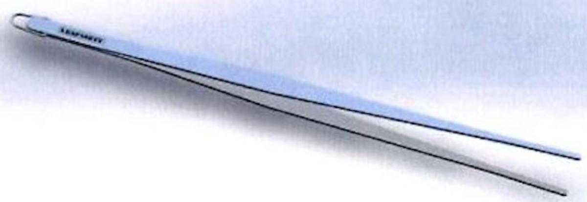 "Küchenpinzette";

- mit freiem Arm zu handhabendes, federndes, zangenähnliches Erzeugnis mit geraden Spitzen,
  die Griffflächen und die Innenseiten der Spitzen sind gerillten, an einem Ende mit einer Öse zum
  Aufhängen versehen

- vollständig aus Stahl gefertigt

- je nach Ausführung mit einer Gesamtlänge von 20 bzw. 30 cm

- zur Verwendung in der Küche

Abbildung siehe Anlage.

Derartige Erzeugnisse gehören als "Pinzetten, mit arbeitendem Teil aus unedlem Metall" zum
TARIC-Code 8203 2000 00.
