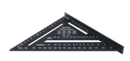 Sog. Dreieck mit Anschlagwinkel, im Wesentlichen bestehend aus einem flachen, dreieckigen Körper aus Aluminium (183 x 183 x 22 mm, 120 g), der mit einem Anschlagwinkel, mit drei länglichen Aussparungen sowie mit diversen Skalen versehen ist (zur äußeren Form: siehe Abbildung in der Anlage).
Die Vorrichtung ist von Hand zu führen und dient zum Anlegen an ein zu bearbeitendes Werkstück, damit an dieses z. B. Winkel oder spezifische Konturen angerissen bzw. angezeichnet werden können.
Die Ware wird als "Anreißgerät, nicht von den Unterpositionen (KN) 9017 1010 bis 9017 2010 erfasst" eingereiht.