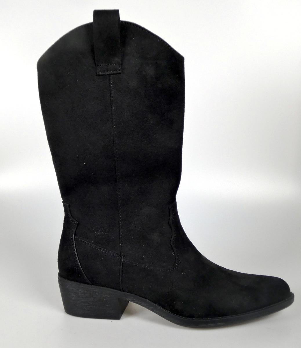 Stiefel, Größe 37, Foto siehe Anlage,
- in Art von Cowboystiefeln gearbeitet,
- mit Laufsohlen aus laut Antrag Kunststoff,
- mit Oberteil aus Spinnstoffen,
- an der Innenseite mit einem ca. bis zur Mitte hoch reichenden Reißverschluss, 
- an der Einstiegsöffnung innen und außen mit Anziehhilfen.

"Schuhe mit Laufsohlen aus Kunststoff und Oberteil aus Spinnstoffen, andere als in den Unter-
 positionen (KN) 6404 1100 bis 6404 1910 genannte"