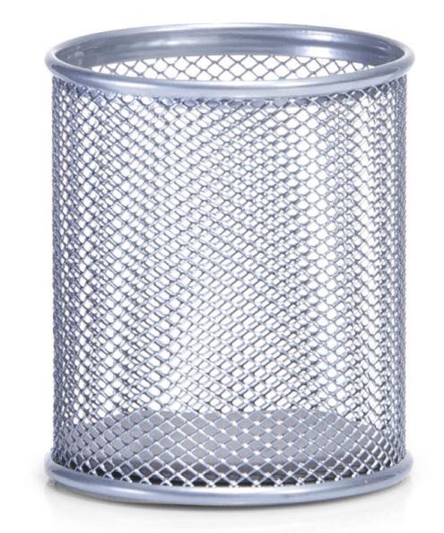 Sog. Bleistiftbecher (Mesh) (Art-Nr. 17703):

Es handelt sich um zylindrisch geformte, becherartige Erzeugnisse aus unedlem Metall, im Wesentlichen bestehend aus einem korpusbildenden Drahtgitter (Stahl). Der Boden der Erzeugnisse besteht aus Stahlblech und Warenbeschreibung ist auf der Innen- und Außenseite jeweils mit einer rutschfesten Schaumstofflage beklebt. Die Erzeugnisse dienen zur Aufnahme von Stiften und anderen Büromaterialien, sind in einer klarsichtigen Kunststofftüte verpackt und mit einem Hängeetikett versehen. Maße: ca. 8, cm x 9,5 cm, Innendurchmesser = 74 mm, Innenhöhe = 89 mm, Gewicht ca. 0,065 Kg.

Abbildung siehe Anlage.

Derartige Erzeugnisse gehören als "den Sortier- und Ablegekästen ähnliche Austattungsgegenstände für Büros, aus unedlen Metallen" zur Codenummer 8304 0000 00 0 des Zolltarifs.
