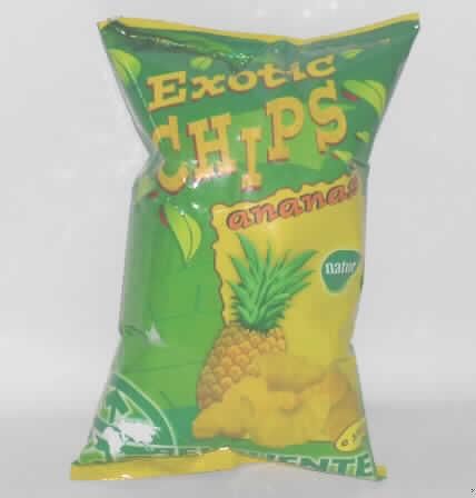 Ananas-Chips.

Antragsangaben (als zutreffend unterstellt): Exotic Chips Ananas Natur. Zutaten: 83 % Ananas, pflanzliches Öl. Herstellung: Die Ananas wird geschnitten und in Palmöl frittiert, anschließend wird zentrifugiert und abgepackt. Aufmachung: in 125 g-Tüten.

Beschaffenheit des vorgelegten Warenmusters: hellbraune, frittierte Scheiben mit einer Größe von bis zu 5x2x0,5 cm, süß-säuerlich, leicht knusprig und nach Ananas schmeckend.  Aufmachung: in einer grünen, bunt bedruckten Folientüte für den Einzelverkauf aufgemacht. Alkohol (gem. Angabe): nicht enthalten. Zuckergehalt i. S. der ZAnm 2 a) 1. Anstrich zu Kap 20 (refraktometrisch): mehr als 19 GHT. Zuckerzusatz i. S. der ZAnm 3, 2. Anstrich zu Kap 20: enthalten.

Das Frittieren führt zum Ausschluss aus der Position 0804.

Früchte, Nüsse und andere genießbare Pflanzenteile, in anderer Weise zubereitet oder haltbar gemacht, auch mit Zusatz von Zucker, anderen Süßmitteln oder Alkohol, anderweit weder genannt noch inbegriffen, Ananas, ohne Zusatz von Alkohol, mit Zusatz von Zucker, in unmittelbaren Umschließungen mit einem Gewicht des Inhalts von 1 kg oder weniger, mit einem Zuckergehalt von mehr als 19 GHT.