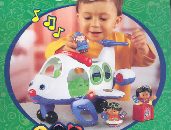 Anderes als zuvor von der Position 9503 erfasstes Spielzeug, aufgemacht in einer Zusammenstellung, sog. "Little People Lead vehicle assort. Airplane", Kat.1702 und 1661, UPC 027084292794 - 2 pcs.
Es handelt sich um Spielzeug in Zusammenstellung im Wesentlichen bestehend aus einem ca. 33 cm x 22 cm x 28 cm (LxBxH) großen, mit Batterien ausgestatteten Spielzeugflugzeug aus verschiedenfarbigem Kunststoff, drei ca. 6 cm großen, starren Spielfiguren aus Kunststoff, zwei Reisende und einen Piloten darstellend und einem ca. 5 x 4 x 3,5 cm großen Reisekoffer aus rotem Kunststoff.
Das mit beweglichen Rädern versehene Propellerflugzeug hat ein offenes, mit schwenkbarem Griff versehenes Dach, eine bewegliche Einstiegstür und eine mit lächelndem Gesicht bemalte Front. Das Flugzeug weist vier Sitze mit runder Vertiefung und Stecker auf, in die die Figuren gesteckt werden können. Drückt man auf den Kopf des sitzenden Piloten, so ertönt abwechselnd eine Melodie oder unterschiedliche Geräusche wie das Starten eines Flugzeugs, die Hinweistöne zum Sitzenbleiben, Anschnallen und Rauchen-Einstellen, das Hochfahren der Propellermaschine oder Fluggeräusche. Wird die Melodie gespielt so blinken die neben den Tragflächen des Flugzeugs angebrachten roten Lampen entweder gemeinsam oder abwechselnd.
Die Zusammenstellung dient der spielerischen Unterhaltung von Kindern und ist in einer in einem bunt bedruckten Showbox verpackt.
Ein Bild der Ware ist im Internet unter http://europa.eu.int/comm/taxation_customs/dds/de/ebticau.htm zu finden.