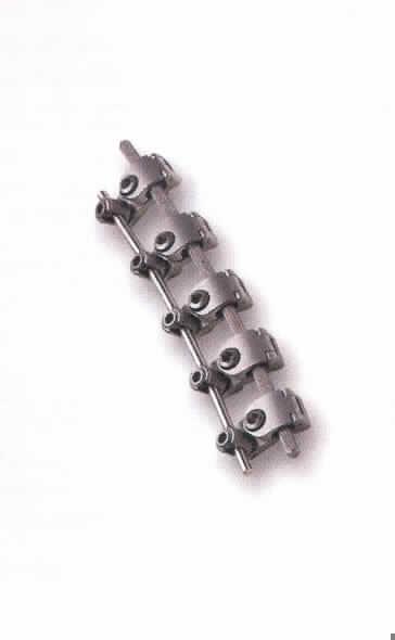 Vorrichtung zum Beheben von Funktionsschäden und Gebrechen, zum Implantieren in den menschlichen Körper, sog. Wirbelsäulensystem "HZI System", in Form einer noch nicht zusammengesetzten Ware, im Wesentlichen bestehend aus 
- Knochen-, End- und Top-Loading-Schrauben in Längen zwischen 25 und 60 mm, 
- semiflexiblem Stab und solidem geriffeltem Rundstab in Längen zwischen 50 mm und 450 mm, sowie Platten und Deckeln. 
Das anteriore (vordere) Doppelstabsystem aus Titan wird patientenspezifisch zusammengestellt und z. B. zur Korrektur einer Skoliose implantiert; es verleiht der Wirbelsäule Rotationsstabilität. Ein Bild der Ware befindet sich im Internet unter http://ec.europa.eu/taxation_customs/dds/ebticau_de.htm