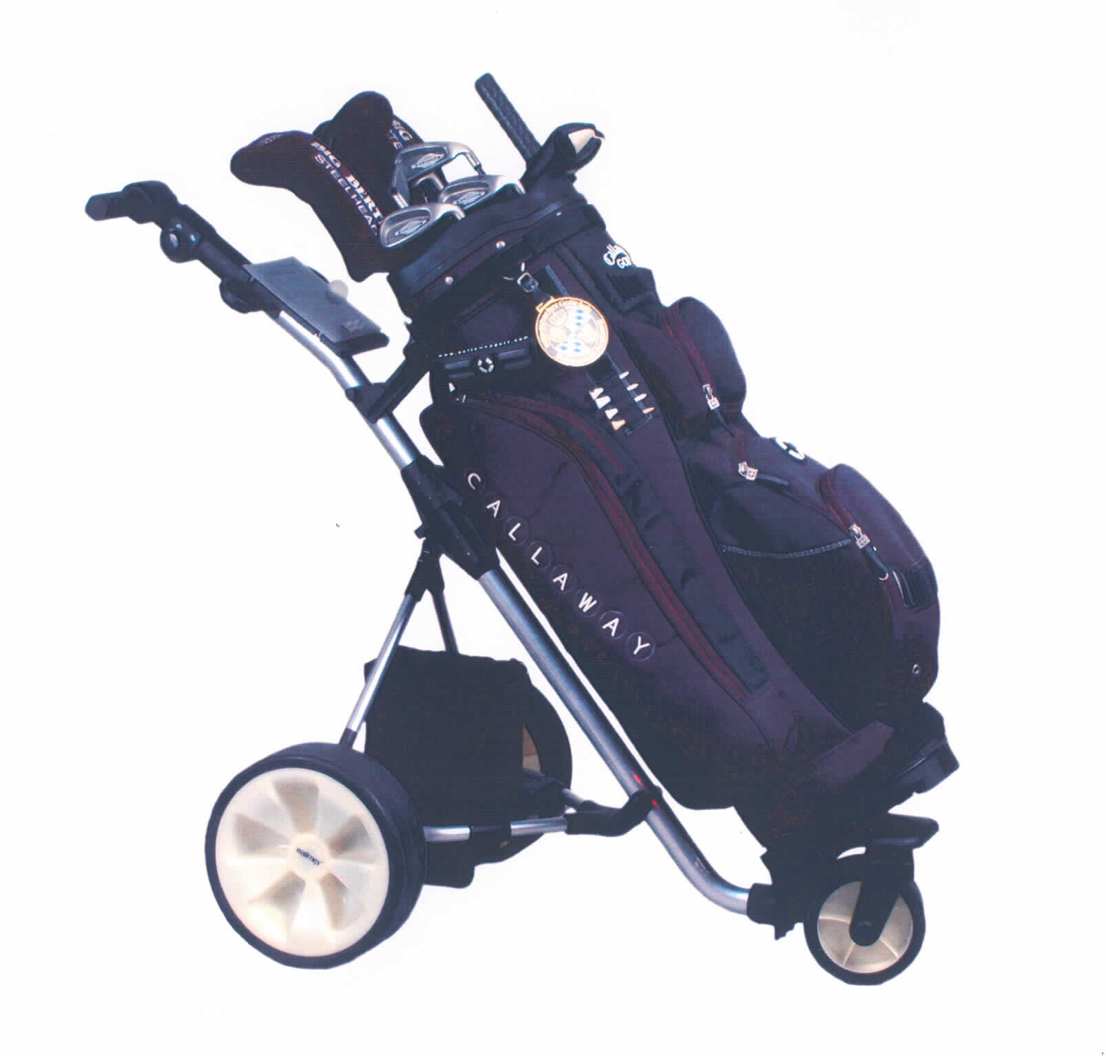 Dreirädriges, selbstfahrendes Kraftfahrzeug zur Güterbeförderung, in Form eines Golfcaddys mit Elektromotor und einem Gewicht von ca. 15,2 kg, das zum Transport von Golftaschen dient.

Der Golfcaddy mit klappbarem Metallrahmen aus Aluminium und Achsen aus unedlem Metall besteht im Wesentlichen aus einem Gestell zur Aufnahme der Tasche, einer Achse mit 2 Rädern hinten und 1 kleinen Rad vorne, Bedieneinheiten, wiederaufladbarer Batterie und einem Elektromotor. Ein Scoreboard dient als Schreibablage und als Ballhalter. Er kann mit einem Hocker ausgestattet sein, der beim Stillstand des Fahrzeugs als Sitzgelegenheit dient. 

Über die Betätigung des am Griff angebrachten Drehreglers wird die Hinterachse über den Elektromotor angetrieben. Die Geschwindigkeit ist stufenlos regulierbar. Gelenkt wird das Fahrzeug durch eine hinter dem Caddy laufende Person.

Der Caddy dient zur Güterbeförderung (Golfequipment) auf Golfplätzen.