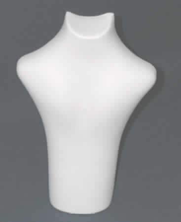 Den Schaufensterpuppen ähnliche Ware, sog. Schmuckbüste.
Es handelt sich um die  Nachbildung eines menschlichen Torsos mit Halsansatz,
- mit einer Standfläche ausgestattet,
- aus Kunststoffen und mit Kunstleder bezogen,
- mit einer Höhe von ca. 20 cm,
- hauptsächlich zum Ausstellen von z. B. Schmuckwaren in Schaufenstern.

Abbildung der Ware siehe Internet