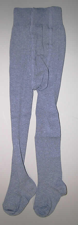 Strumpfhose, sog. Leggings, Artikel 86930, Größe 86/92, siehe Foto,
- aus 1,0 mm dicken, melierten, elastischen Gewirken aus laut Textiletikett 98% Baumwolle 
  und 2% Elastan (Elastomergarn; synthetische Chemiefasern),
- in der Taille abschließend, mit einem 4 cm breiten, elastischen Bund,
- im Gesäß mit einem erweiternden Einsatz,
- mit Fußteil mit ausgearbeiteter Ferse,
- kann aufgrund der Doppelgröße 86/92 sowohl von Kleinkindern als auch von größeren 
  Kindern gleichermaßen getragen werden, somit kein Bekleidungszubehör für Kleinkinder 
  der Position 6111.