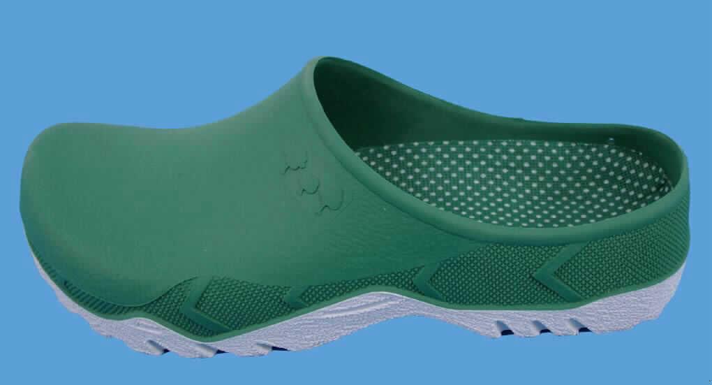 Wasserdichte Schuhe, sog. Garden Clogs, siehe Foto
- mit Laufsohlen und Oberteil aus lt. Antragsangaben Kunststoff (PU), weder durch Nähen,   Nieten, Nageln, Schrauben, Stecken oder ähnliche Verfahren zusammengefügt,
- nicht den Knöchel bedeckend,
- in der Art der Clogs, jedoch mit ca. 3 cm hochgezogenem Rand an den Seiten und im   Fersenbereich,
- sollen bei der Gartenarbeit verwendet werden.