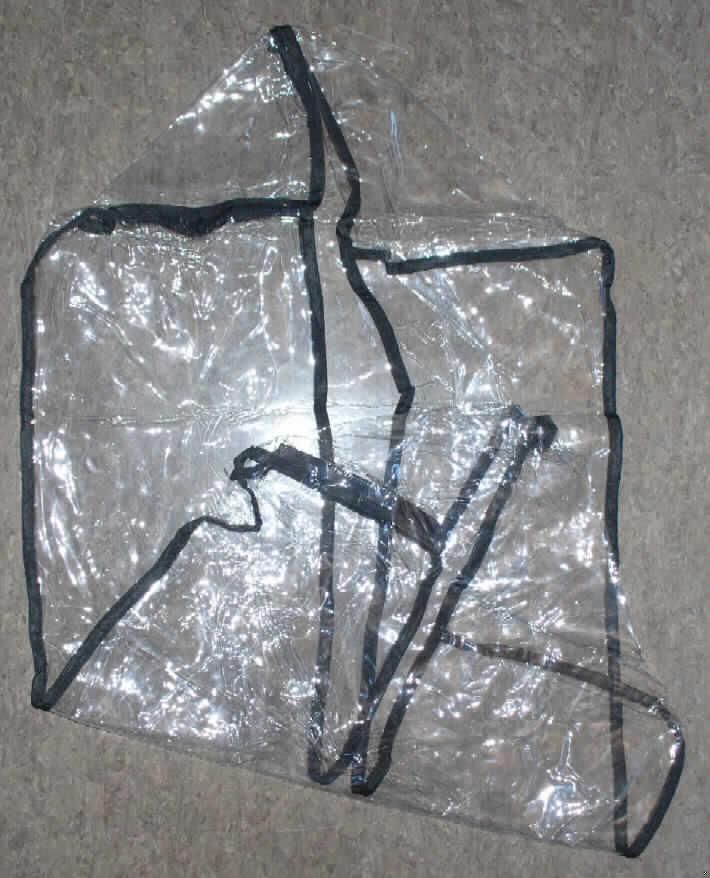 Die Ware ist ein Luftkissen (flachliegend: ca. 35 x 26 cm groß) aus aufblasbaren, miteinander verschweißten Folien aus Kunststoffen im Sinne der Anmerkung 1 zu Kapitel 39, das über ein eingeschweißtes Ventil mit Luft befüllt wird. Das ovale, kissenartige Erzeugnis dient als Luftkammerunterlage zur Stabilisierung der Babyschale in Kinderfahrradanhängern.