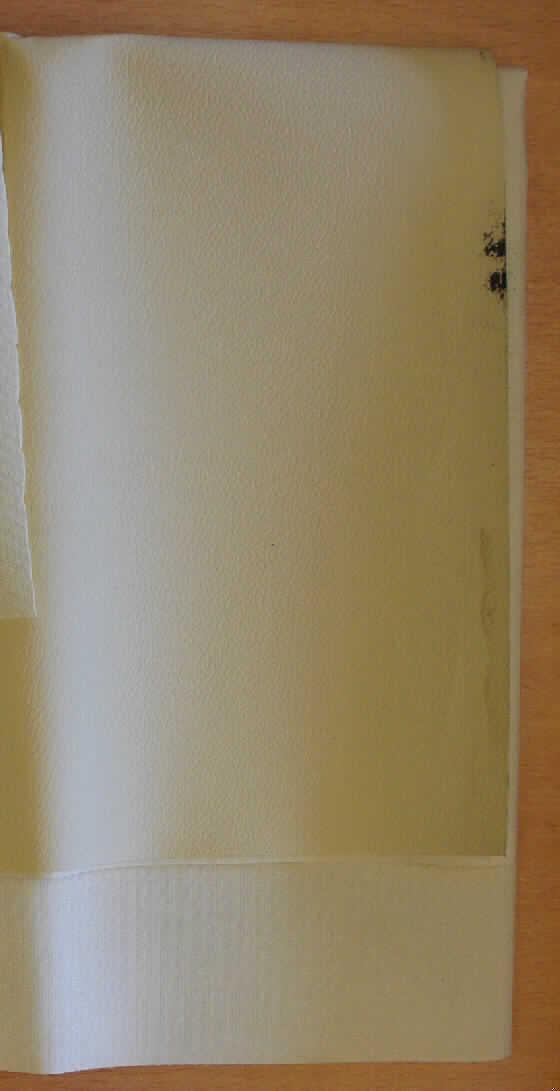Angaben des Antragstellers: Gewebe mit vertraulichem Handelsnamen, einseitig mit PVC bezogen
Zur Zusammensetzung der Ware wurden vertrauliche Angaben gemacht.


Nach den vorliegenden Angaben und den durchgeführten Untersuchungen liegt eine mit Gewebe verstärkte Zellkunststofflage vor.