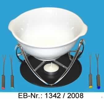 "Schokoladen-Fondue": es handelt sich um Zusammenstellungen, bestehend aus einem (charakterbestimmenden) Schokoladenfondue, einem Teelicht und sechs Fonduegabeln.
Die aus Stahl (charakterbestimmend) und Keramik gefertigten Fondues sind aus einem runden Untersetzer (Durchmesser: etwa: 15,3 cm) aus Stahl mit einem schwarzen Farbüberzug, einem ca. 11 cm hohen Ständer aus verchromtem Stahldraht (lt. Antragstellerangabe) und einer Schale aus Keramik (lt. Antragstellerangabe) zusammengesetzt. 

Die Bestandteile sind in Polybeuteln unterverpackt und in einem Pappkarton gemeinsam für den Einzelverkauf aufgemacht.

Abbildung siehe Anlage.

Derartige Erzeugnisse gehören als "den Kochvorrichtungen ähnliche nicht elektrische Haushaltsgeräte aus Stahl, für Festbrennstoffe" zur Codenummer 7321 1900 00 des Integrierten Zolltarifs der EG (TARIC).