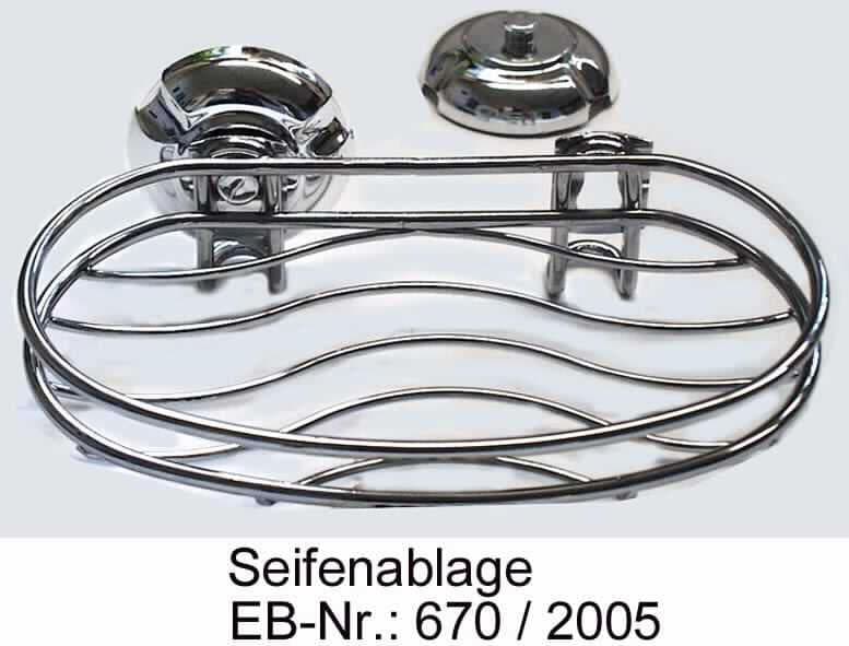 "Super-Loc Seifenablage"; es handelt sich um aus verchromten Stahldraht gefertigte, ovale Gitterschalen, bestehend aus einem Rahmen aus zwei parallel angeordneten Drähten und fünf wellenartig angeordneten Drähten, die eine waagerechte Ablagefläche zum Rahmen bilden. Die Schalen sind an einer "Längsseite" mit zwei Haken mit Lochung versehen. Sie werden an den beigefügten, kreisrunden, gewölbten Wandhalterungen aus verchromten Kunststoff, die auf der Rückseite mit einem Saugnapf aus PVC ausgestattet sind, mittels einer passgenauen Nase, die in die Lochung der Haken ragt, an der Wand befestigt.
Die Schalen sind jeweils gemeinsam mit zwei separat verpackten Halterungen in einem Pappreiter und einer Kunststoffverpackung verpackt. 

Abbildung siehe Anlage.

Derartige Erzeugnisse gehören als "Toilettenartikel aus Stahl" zur Codenummer 7324 9090 00 0 des Elektronischen Zolltarifs.