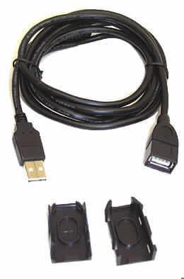 USB-Kabel,
- aus einem isolierten elektrischen Kabel, an einem Ende mit USB-Stecker und am 
  anderen Ende mit einer USB-Buchse versehen,
- für eine Spannung von weniger als 1000 Volt,
- zur Verwendung als Verbindungskabel zwischen verschiedenen Geräten mit 
  USB-Port (z. B. zum Anschluss eines USB-Speichersticks an ein Audiogerät),
- in einer gemeinsamen Verkaufsumschließung mit zwei Schutzkappen aus Kunststoff.

"Isoliertes elektrisches Kabel, für eine Spannung von 1000 V oder weniger, kein Koaxial- oder
 Zündkabel, mit Anschlussstücken versehen, nicht von der für die Telekommunikation 
 verwendeten Art - (Warenzusammenstellung aus Kabel -charakterbestimmend- und Schutzkappen) - USB-Kabel"