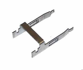 Gehäuseteil,
- aus einem spezifisch geformtem Bügel aus Metall (Abmessungen 30,45 x 7,85 x 1,25 mm),
  an jeder Bügelseite mit spezifischen Aussparungen versehen (Abbildung siehe Anlage),
- erkennbar ausschließlich als Gehäuseteil für Transceiver bestimmt.

"Teil, erkennbar ausschließlich für Apparate für die Kommunikation in einem drahtgebunden- 
en Netzwerk - Gehäuseteil für Transceiver"