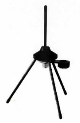 Antenne für den Funksprechverkehr
- aus einer Stabantenne aus Stahl und drei Standbeinen aus Aluminium (Gesamthöhe: 130 
  mm) mit TNC-Anschlussbuchse, Abbildung siehe Anlage,
- zum Empfangen von Signalen des Funksprechverkehrs im Frequenzbereich von 620-960 
  MHz nach Anschluss an einen UHF-Empfänger.

"Teil, erkennbar ausschließlich für Geräte der Position 8527 bestimmt, Antenne für Geräte 
  für den Funksprechverkehr, nicht für zivile Luftfahrzeuge"