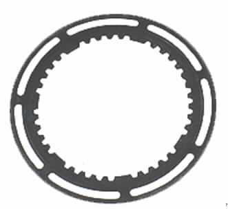 Kupplungsscheibe
- aus einem flachen, runden Ring aus unedlem Metall mit Innenverzahnung, formspezifischen
  Aussparungen, einem maximalen Innendurchmesser von 62 mm und einem Außendurch-
  messer von ca. 86 mm (Abbildung siehe Anlage),
- zum Einbau in das Lamellenpaket einer elektromagnetischen Kupplung von PKW´s.

"Teil, erkennbar ausschließlich für elektromagnetische Kupplung bestimmt, nicht für be- 
 stimmte Luftfahrzeuge - sog. Kupplungsscheibe"