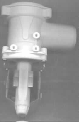 Synchron-Laugenpumpe
 - in Form einer einstufigen, einströmigen Radialkreiselpumpe aus Kunststoff, in 
   Blockbauweise, Direktantrieb durch Einphasen-Wechselstrommotor und einer Nennweite 
   des Austrittsstutzens von ca. 19 mm,  - Abbildung siehe Anlage -
 - zur Verwendung in Waschmaschinen und Geschirrspülern (Laugenpumpe).

"Flüssigkeitspumpe - einstufige, einströmige Radialkreiselpumpe in Blockbauweise, mit einer 
Nennweite des Austrittsstutzens von mehr als 15 mm, nicht für zivile Luftfahrzeuge"