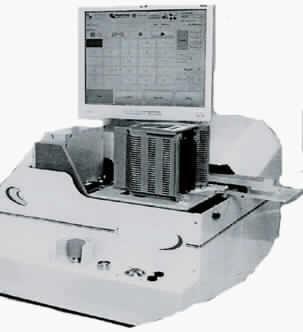 Wafer Handhabungsgerät
- im Wesentlichen aus einer Kassettenstation für das Aufsetzen einer Waferkassette, einem
  mechanischen Elevator zum Heben und Senken der Kassettenstation, einer automatischen
  linearen Führungseinrichtung mit Vakuumgreifer, einer automatischen Datenverarbeitungs-
  maschine mit Monitor zur Steuerung und Bedienung des Gerätes sowie Komponenten zur
  Stromversorgung (Abbildung siehe Anlage),
- zum Handhaben (sequentielles automatisches Zu- und Abführen, Rotieren und Positionieren 
  auf einem mechanischen Verfahrtisch eines optischen Mikroskops - diese nicht Gegen-
  stand dieser vZTA) von Wafern.

"Maschine ausschließlich verwendet zum Heben, Fördern, Laden und Entladen von Halbleiterscheiben (wafers), 
 in Anmerkung 9 C) zu Kapitel 84 genannt - Wafer-Handhabungsgerät (sog. Micro Loader)"