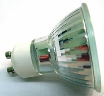 Halogen-Reflektorlampe,
- aus einem mit einem Halogen gefüllten Glaskörper, mit einer Wolframwendel und zwei
  Kontaktstiften (Sockel GU10), eingebaut in einem mit einer Glasplatte verschlossenen, 
  aluminiumbeschichteten Reflektor,
- für eine Spannung von 230 V, mit einer Leistung von 50 W,
- zur Verwendung als Leuchtmittel in verschiedenen Beleuchtungskörpern.

�Elektrische Wolfram-Halogen-Glühlampe, nicht von der für Krafträder oder andere Kraftfahr- 
 zeuge verwendeten Art, für eine Spannung von mehr als 100 V, nicht für bestimmte Luft-
 fahrzeuge - Halogen-Reflektorlampe�