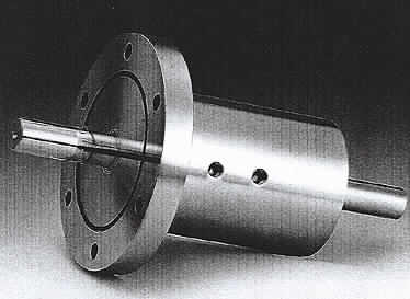 Vakuumdrehdurchführung
- aus einem Stahlgehäuse mit Montageflansch, einer magnetisierbaren, wälzgelagerten
  Welle, Anschluss für Kühlmittel und einem Permanentmagneten (Abbildung siehe Anlage),
- zur Abdichtung von Vakuum- und Drucksystemen mit Hilfe von sog. Ferrofluids
  (magnetisierbaren Flüssigkeiten) im Maschinen-, Apparate- und Gerätebau.

"Nichtelektrischer Maschinenteil, in Kapitel 84 anderweit weder genannt noch inbegriffen, aus Stahl, nicht gegossen oder geschmiedet, nicht für bestimmte Luftfahrzeuge - Vakuumdrehdurchführung mit Magnetofluid-Dichtung"