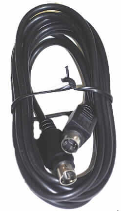 S-VHS-Kabel (Abbildung siehe Anlage),
- mit einer Länge von ca. 2,00 m, an beiden Enden mit einem S-VHS-Stecker versehen,
- für eine Spannung von weniger als 1000 V,
- zum Verbinden zweier S-VHS-Anschlüsse.

"Isoliertes elektrisches Kabel, kein Koaxial- oder Zündkabel, für eine Spannung von 1000 V
 oder weniger, mit Anschlussstücken versehen, nicht von der für die Telekommunikation
 verwendeten Art - S-VHS-Kabel"