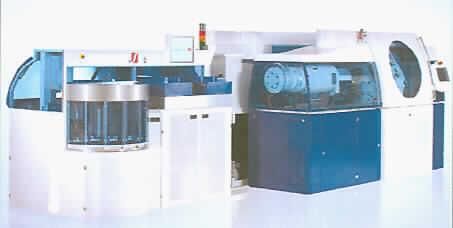 DVD-Produktionsanlage
- in Form einer modular konzipierten Anlage aus zwei Injection Molding Machines (Spritz-
  gießmaschinen) zur Formung der Scheiben aus Polycarbonat, zwei Sputter Stations zur
  Oberflächen-Metallisierung, Bonding Unit zur Verbindung der Scheibenhälften, Spinning
  Station, UV-Curing Station zur Trocknung der gebondeten Scheiben, Inspektionssystem zur
  Qualitätskontrolle und Sortierung, Cooling Conveyor zur Scheibenkühlung, automatischen
  Handling- und Greifereinheiten sowie einer zentralen Computersteuerung (Abbildung siehe
  Anlage),
- zur Herstellung gebrauchsfertiger DVDs unter Reinraum-Bedingungen.

"Maschine zum Herstellen von Kunststoffwaren - Kombination aus Spritzgießmaschine (kennzeichnende Haupttätigkeit), Sputter, Bonding Unit, Spinning Station, Curing Station, Inspektionssystem und Steuerung (Anlage zur DVD-Herstellung)"