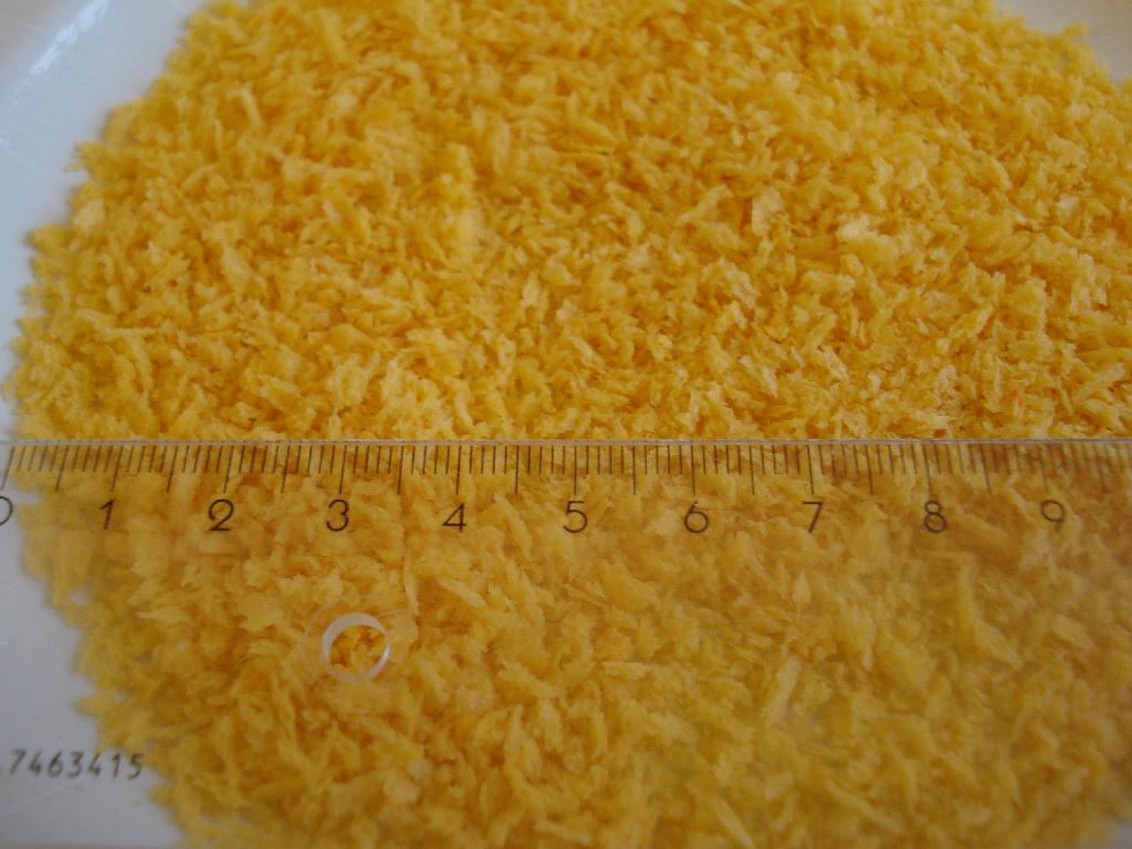 Varen betegnes som ”Japanese Style Breadcrumb”. Varen fremstår som orangefarvet brødkrummer / rasp. Formen er hovedsagelig aflang. Varens smag er som tørt brød. Der er ingen duft. Varen er tiltænkt anvendelse som panering til bl.a. fisk. 
Der er oplyst følgende ingredienser: mel, sukker, salt, gær, fedtstof, farve, vand og brødforbedrer.  
Varen kan være pakket til detailsalg eller til industribrug.