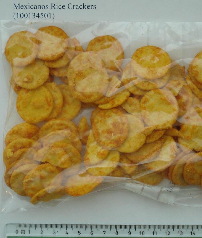 Varen er et fladt, rundt produkt ca. 3 cm i diameter og varierende tykkelse mellem et par mm i tykkelsen til 6-7 mm, hvor der er dannet luftbobler. Varen er tør og sprød med krydret smag.

Fremstillingsprocessen omfatter efter virksomhedens oplysninger bl.a. soaking rice, milling, steaming, kneading, shaping, drying, baking og seasoning. 

Varen foreligger både i detailsalgspakninger og bulk.