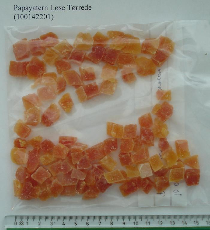 62% tørret papaya, sukker, konserveringsmiddel, E220 (svovldioxid)
I bulk.