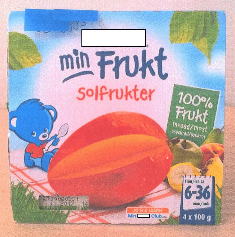 Varen er en frugtblanding af 100 % moset frugt.
Ifølge beskrivelsen er mosen egnet til indtagelse som dessert eller mellemmåltid af børn fra 6 måneders alderen.
Ifølge angivelsen på emballagen indeholder varen 53,5 % æble, 15 % banan, 14 % pære, 7 % fersken, 3,5 % ananas, 3,5 % abrikos, 3,5 % mango fra koncentrat samt C vitamin.
Næringsdeklarationen angiver følgende: 0,2 % fedt, 13,4 % kulhydrat, hvoraf 11,6 % er sukkerarter, 1,9 % fibre.
Varen foreligger som en gul puré uden stykker. Den smager sødt af mango og æble og har en konsistens som fin æblemos.
Ifølge beskrivelsen er produktet varmet op under et maximum tryk på 80 bar til UHT (ultra høj temperatur) 101 grader C i 107 sekunder. Opvarmningen under UHT forhindrer frugtmosen i at koge.
Varen foreligger i detailsalgsemballage i 4 små gennemsigtige plastbægre, indeholdende 4 x 100 g.