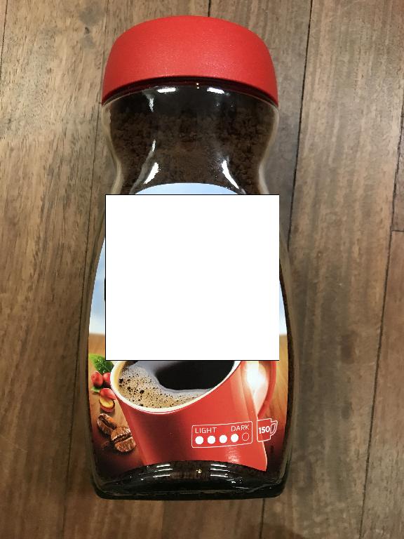 Varen er en instant kaffe, baseret på sprøjte- og frysetørret kaffe, pakket i detailsalgsemballage i form af en glasdåse. Indholdet er små mørkebrune granulater, der dufter af kaffe.
1-2 tsk. instant kaffe blandes i 1,5 dl. 80 grader varmt vand. Dette giver en drik med en ensartet mørk brun farve, samt en smag og en duft af kaffe.
Varen består af kaffe, i form af granulater, uden tilsat sukker eller mælkeprodukter.
En dåse indeholder 300 g, hvilket er angivet til at give 150 kopper kaffe.