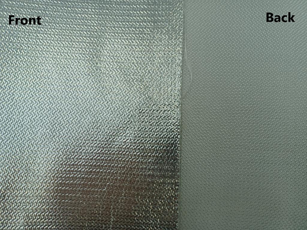 Varen er et tætvævet stof af glasfiber, der på den ene side er belagt med en tynd, blank folie af aluminium. 
På stofsiden ses det tydeligt, at stoffet er vævet. Af det fremsendte dataark fremgår det, at stoffet er satinvævet.
Det er oplyst, at varen er god til at reflektere varme og lys, og bl.a. kan bruges som svejseafdækning, brandbeskyttelse, rør- og ovnisolering.
Varen består af tætvævet glasfiberdug og tynd aluminiumsfolie. Det er oplyst, at glasfiberdugen er imprægneret med silikone, inden den er belagt med aluminiumsfolie.
Følgende er oplyst om varen: Stoffet uden aluminiumsfolie vejer 430 g/m2. Aluminiumsfolien er 18 eller 25 mikron tyk. Med belægning vejer stoffet ca. 450 g/m2. 
Stoffer foreligger i 100 cm bredde på ruller med 50 meter.