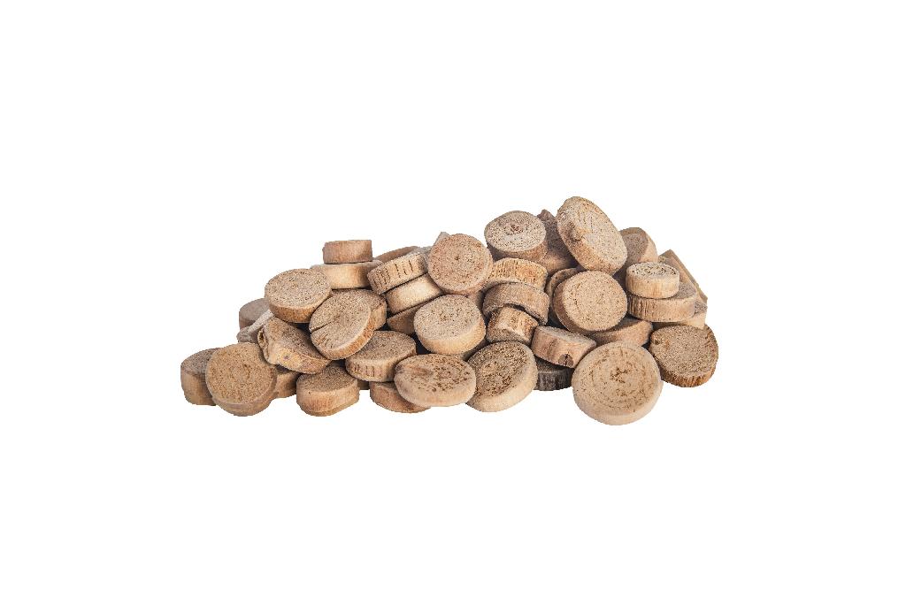 Varen er grenskiver, der er 1-2,5 cm i diameter og 6 mm tykke. Hver skive er slebet og er som regel ikke med bark.
Det er oplyst, at varen er velegnet til kunst- og håndværksprojekter samt dekorative formål.
Ifølge det oplyste er grenskiverne af fyrretræ.
Varen er pakket i detailsalgsemballage med 1 kg (ca. 550 stykker).