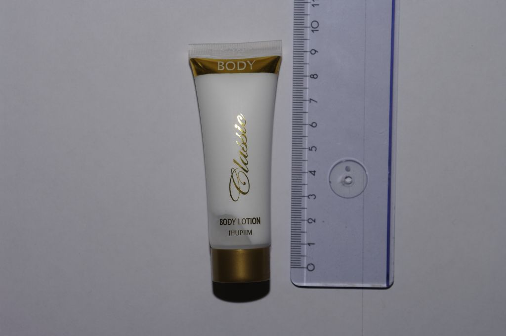 Ihupiim väikepudelis või tuubis, mille suurus varieerub 20 ml - 50 ml. Kasutatakse peamiselt hotellides.